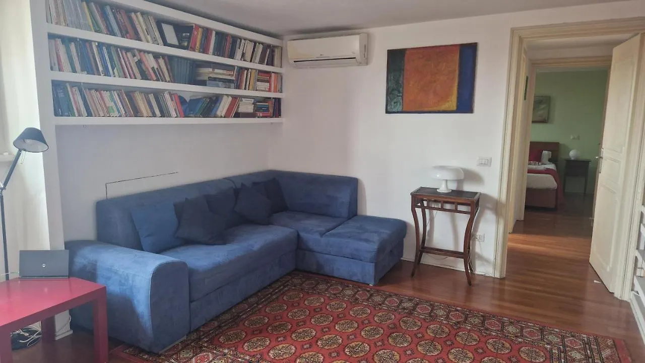 Apartment Casa Di Libri - Delizioso Appartamento A 10 Min Da Trastevere Rome